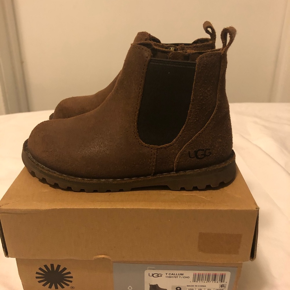 UGGs Toddler Call Boots in Size 9
